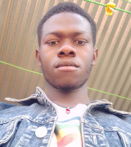 Étudiant U.J.KOL